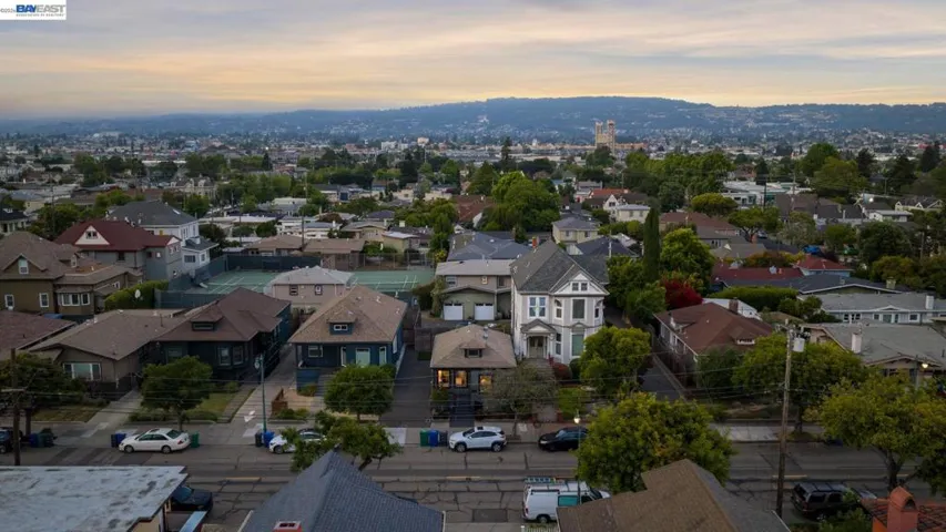 2617 Santa Clara Ave, Alameda, California 94501