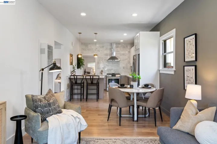 2617 Santa Clara Ave, Alameda, California 94501