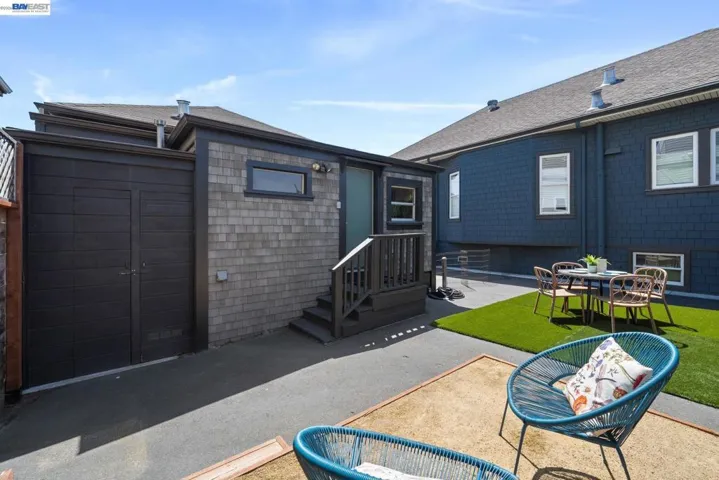 2617 Santa Clara Ave, Alameda, California 94501