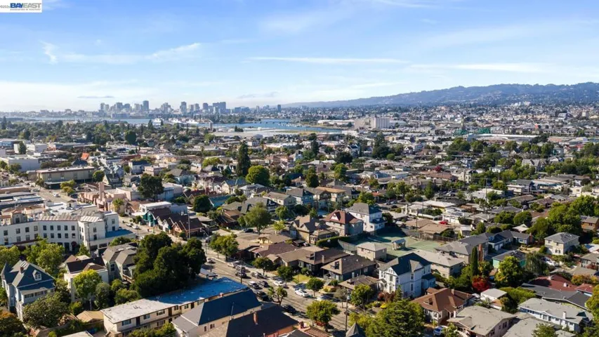 2617 Santa Clara Ave, Alameda, California 94501