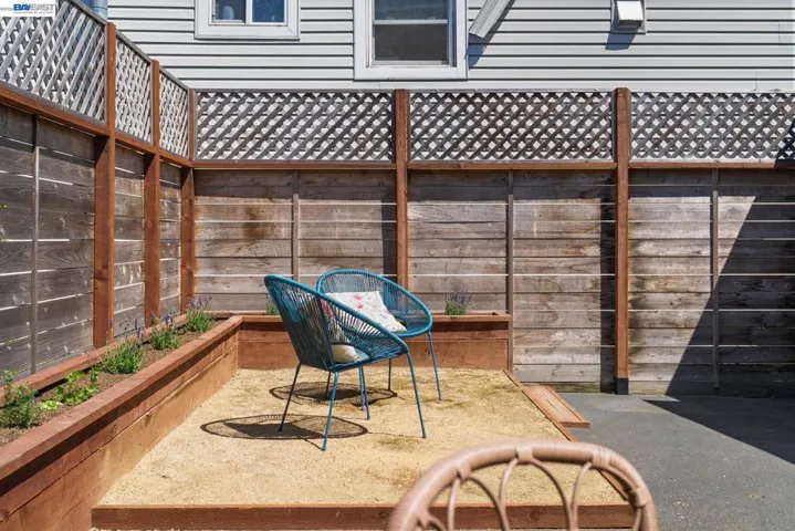 2617 Santa Clara Ave, Alameda, California 94501