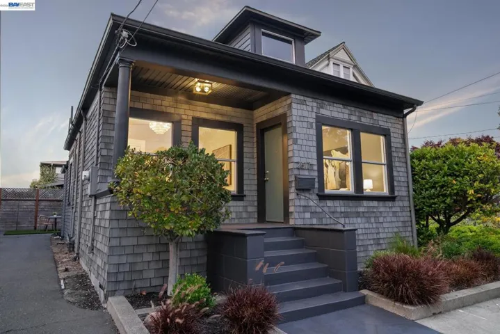 2617 Santa Clara Ave, Alameda, California 94501