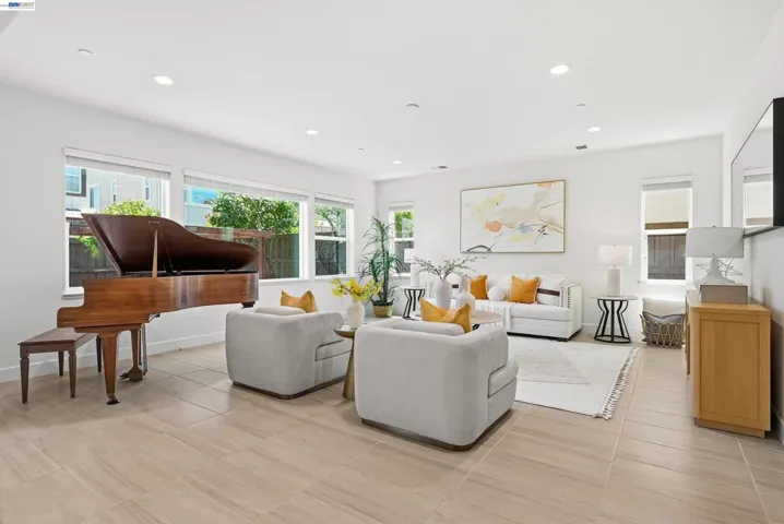 4634 Mckenzie Ave, Tracy, California 95377