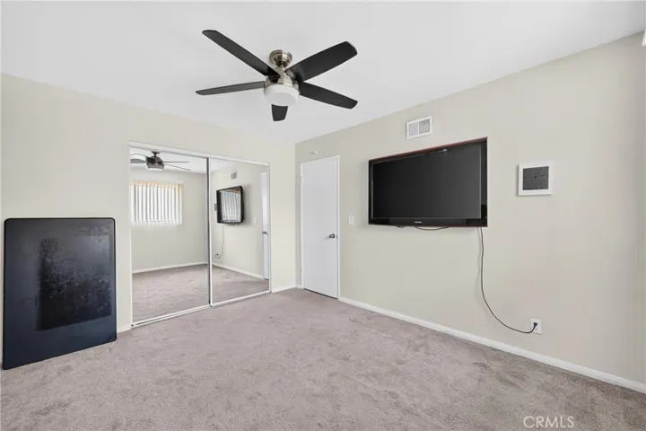 1633 E Clarion, Carson, California 90745