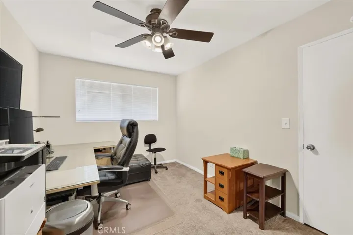 1633 E Clarion, Carson, California 90745