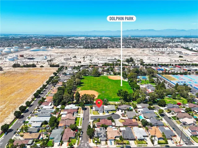 1633 E Clarion, Carson, California 90745