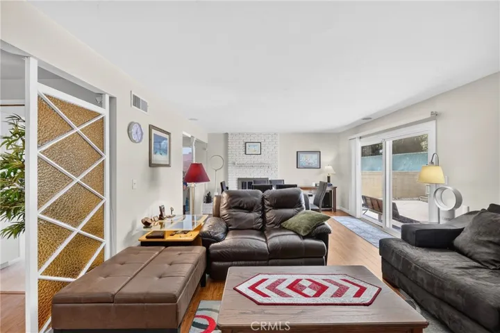 1633 E Clarion, Carson, California 90745