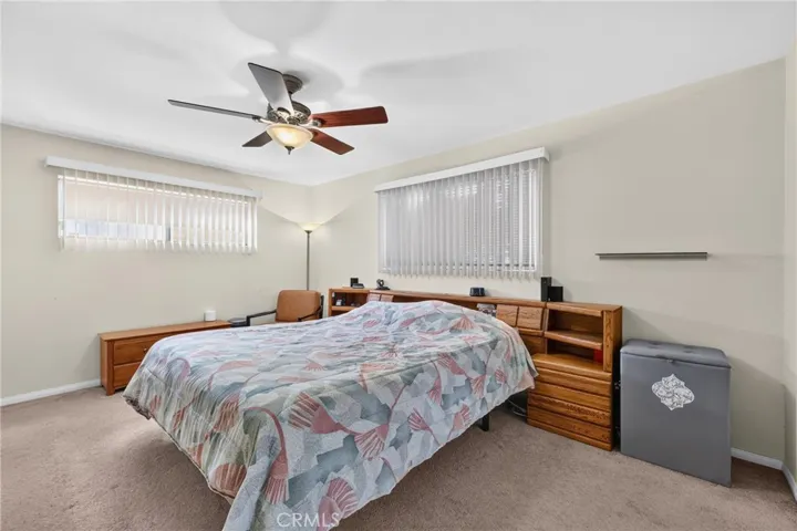 1633 E Clarion, Carson, California 90745