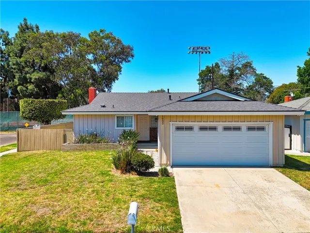 1633 E Clarion, Carson, California 90745