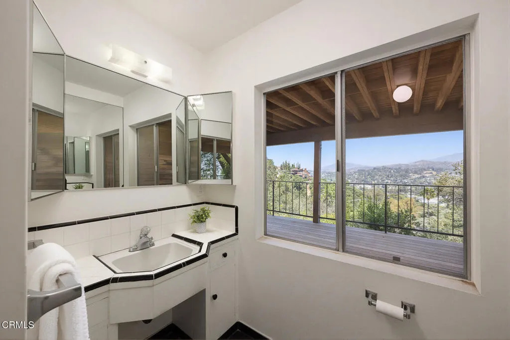 3/4 Bath