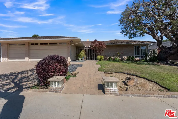 6710 Holt Ave.