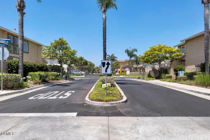 232 Bolero Ln-HsHProd-50