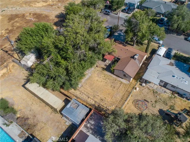 1109 W Lumber Street, Lancaster, California 93534