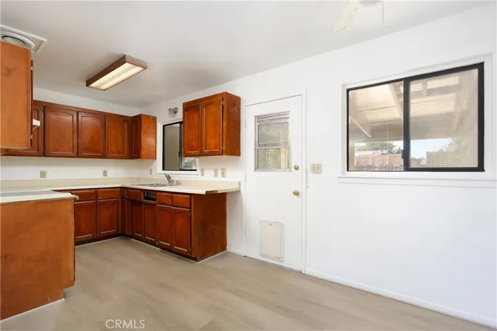 1109 W Lumber Street, Lancaster, California 93534