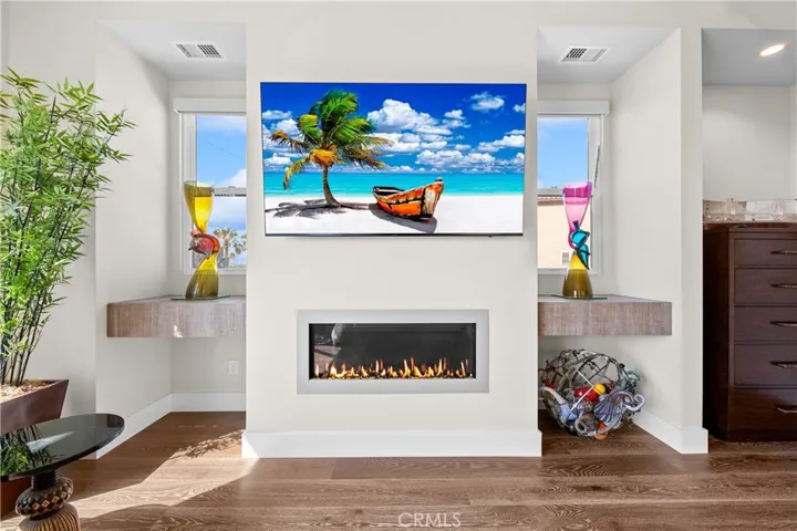 621 Frankfort Avenue, Huntington Beach, California 92648