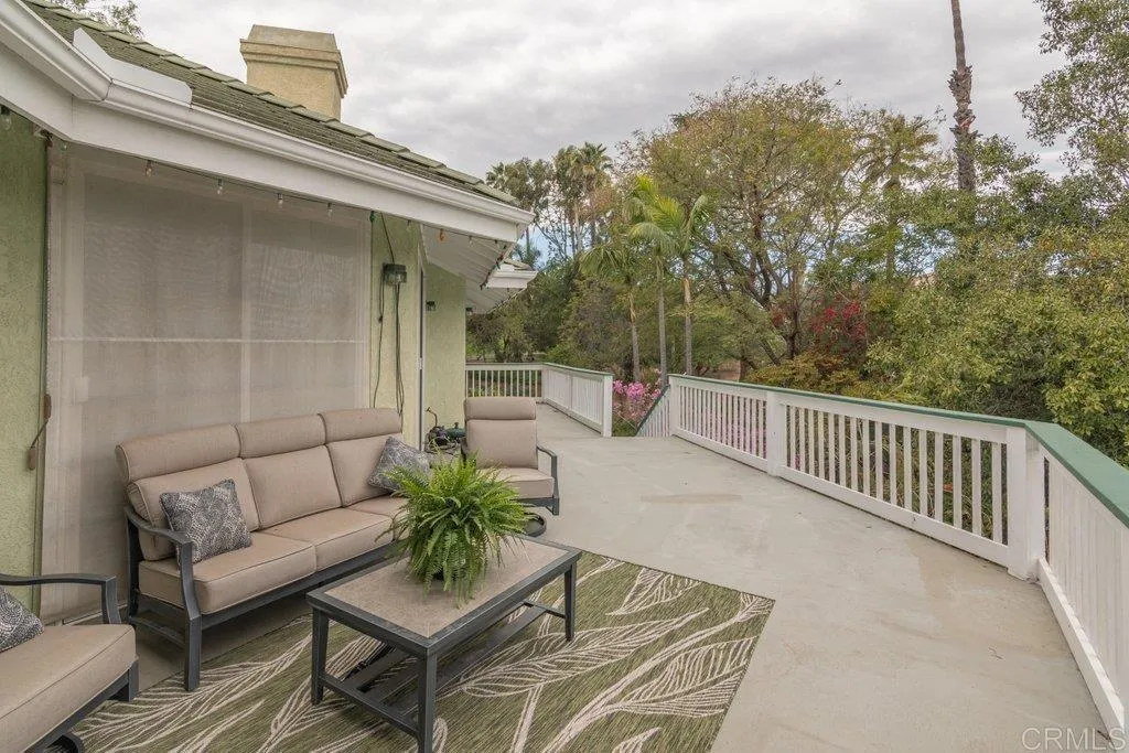 Deck on Left of Dining Room