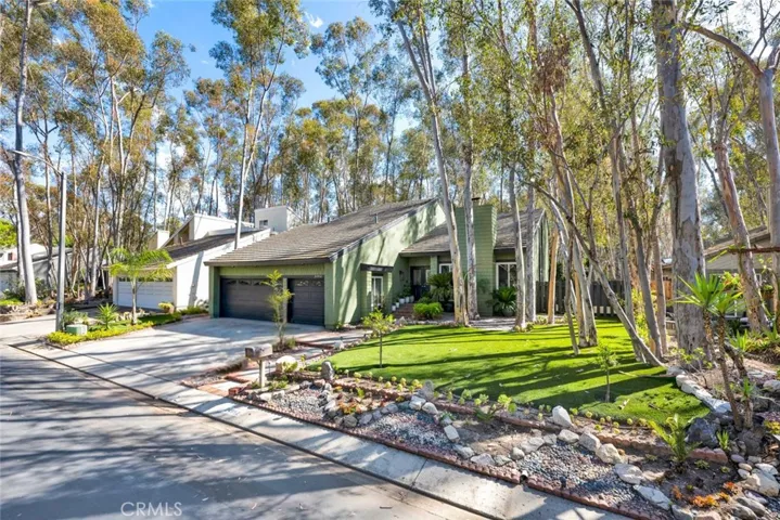24952 Singingwoods, Lake Forest, California 92630