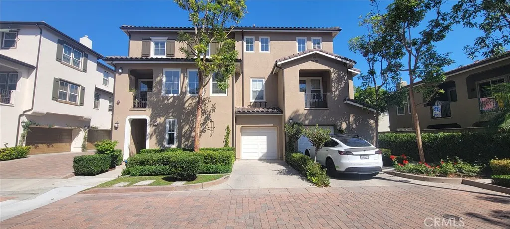 170 Hayward, Irvine, California 92602