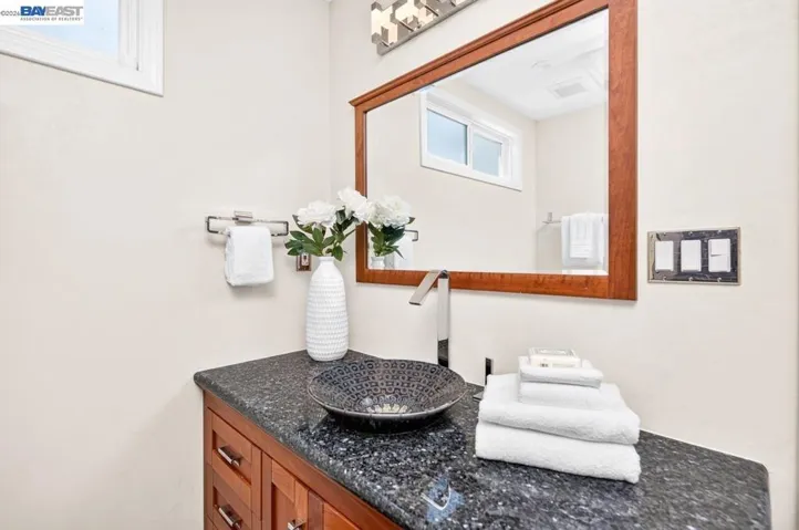 6252 Robin Ct, Pleasanton, California 94588