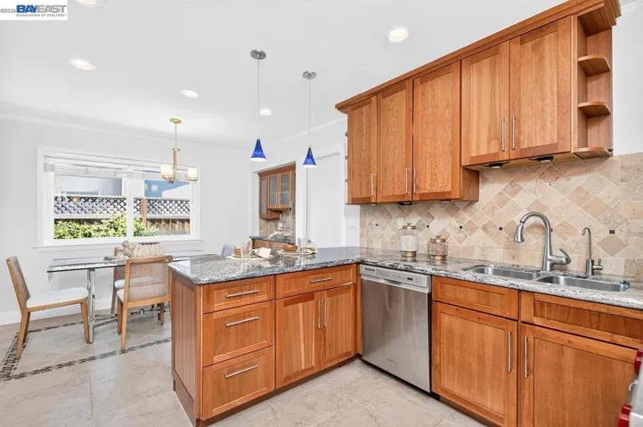 6252 Robin Ct, Pleasanton, California 94588