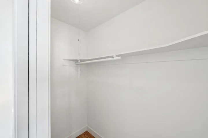 825 Amazon Avenue, San Francisco, California 94112