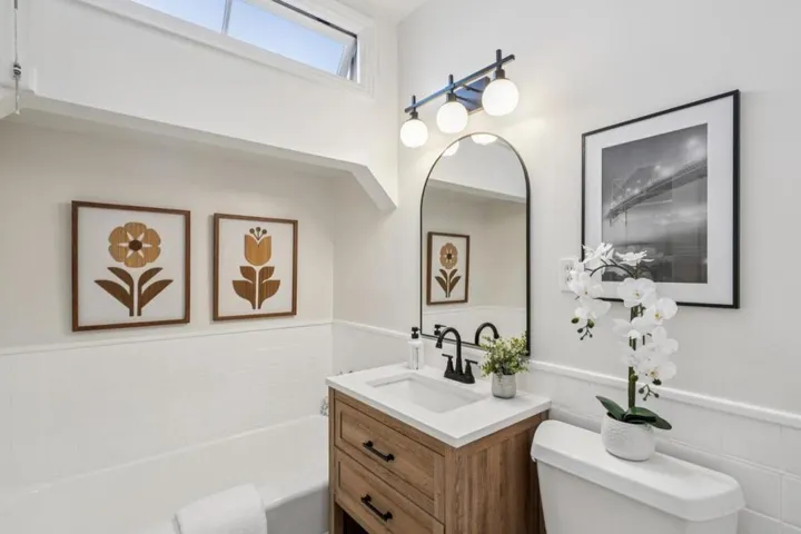 825 Amazon Avenue, San Francisco, California 94112
