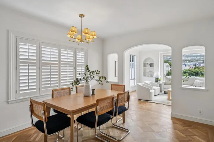 825 Amazon Avenue, San Francisco, California 94112