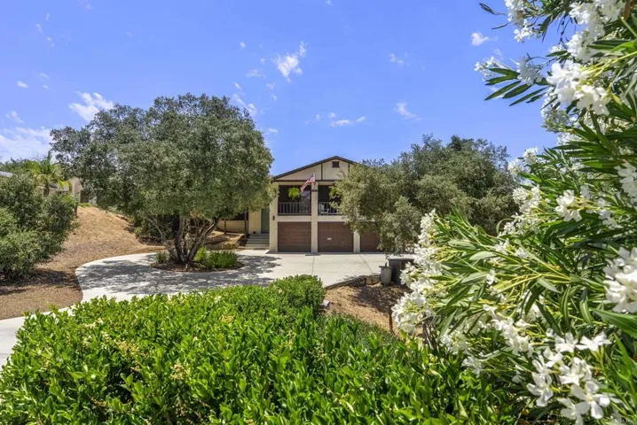 24627 Watt Road, Ramona, California 92065