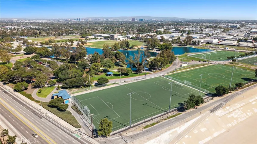 12068 Sylvan River 58, Fountain Valley, California 92708