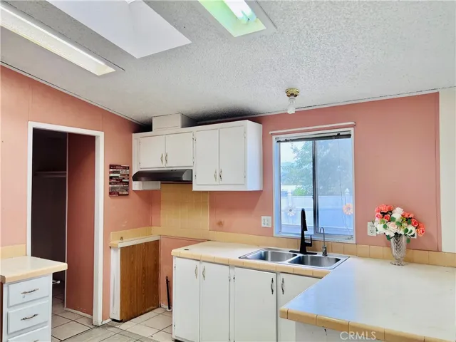 1560 S Otterbein Avenue 20, Rowland Heights, California 91748