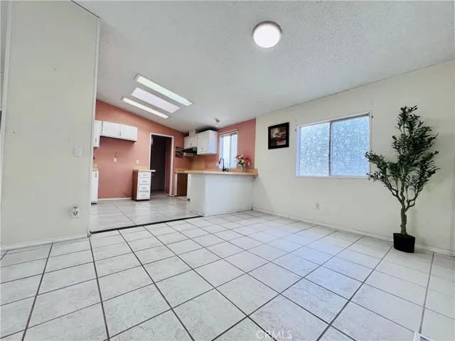 1560 S Otterbein Avenue 20, Rowland Heights, California 91748