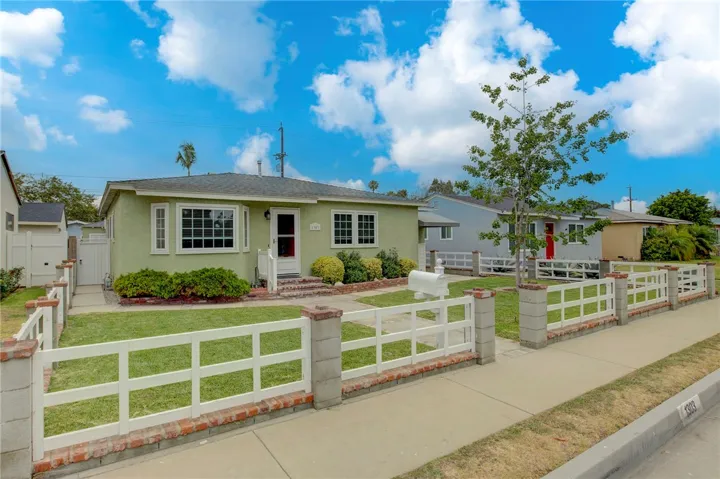 1303 Electric, Gardena, California 90248