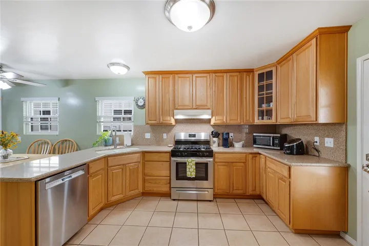 1303 Electric, Gardena, California 90248