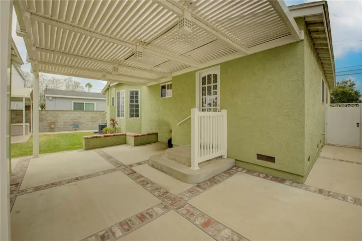 1303 Electric, Gardena, California 90248