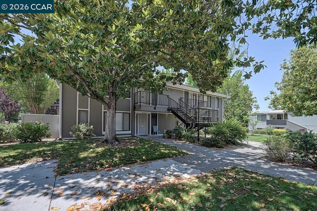 2716 Tice Creek 1