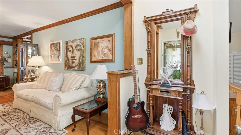 5055 Willowcrest, North Hollywood, California 91601 — photo 5