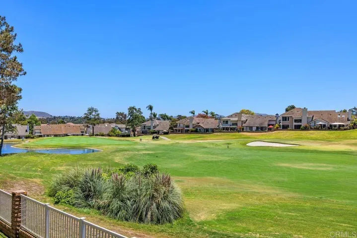 1087 Shadowridge Drive 104, Vista, California 92081