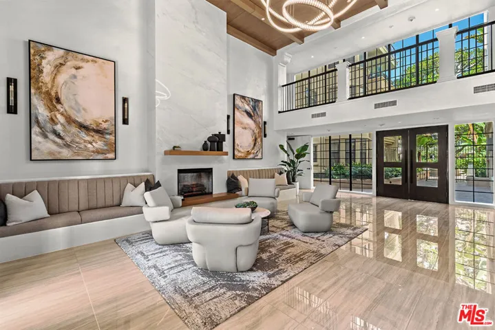 555 S Barrington Avenue 107, Los Angeles, California 90049