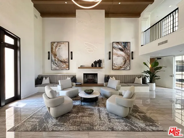 555 S Barrington Avenue 107, Los Angeles, California 90049