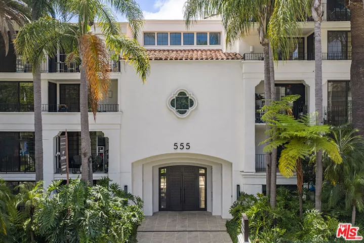 555 S Barrington Avenue 107, Los Angeles, California 90049