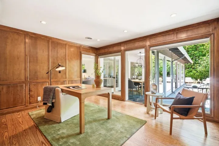 1637 Escobita Avenue, Palo Alto, California 94306