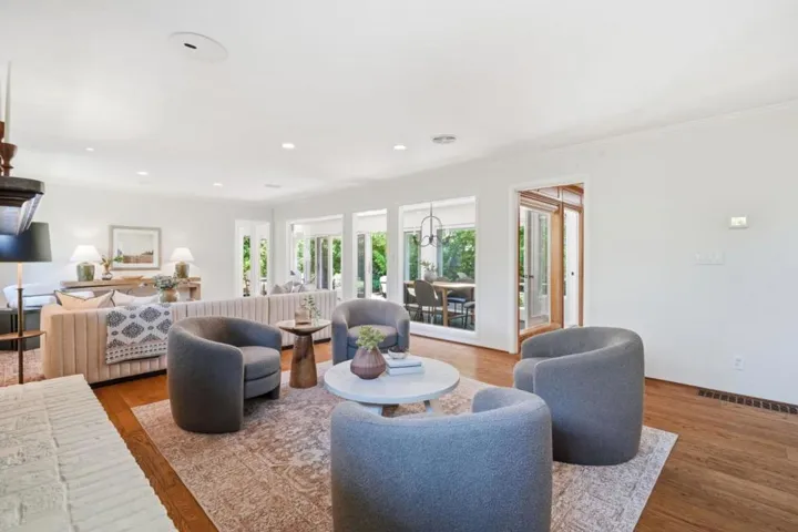 1637 Escobita Avenue, Palo Alto, California 94306