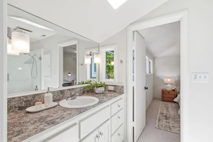 1637 Escobita Avenue, Palo Alto, California 94306