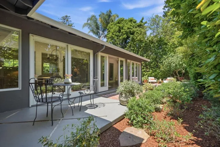 1637 Escobita Avenue, Palo Alto, California 94306