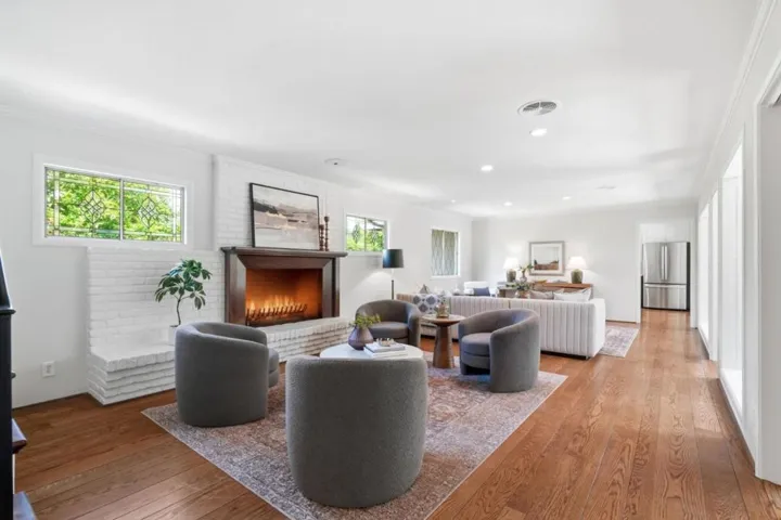 1637 Escobita Avenue, Palo Alto, California 94306