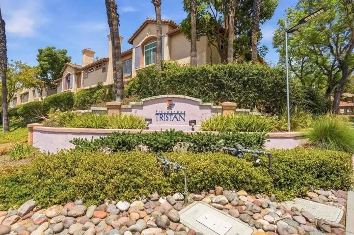 11354 Via Rancho San Diego F, El Cajon, California 92019
