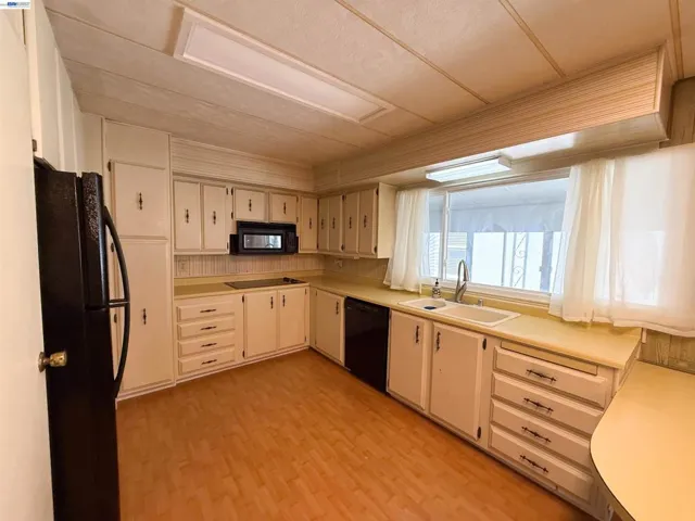 2203 Dalis Dr, Concord, California 94520