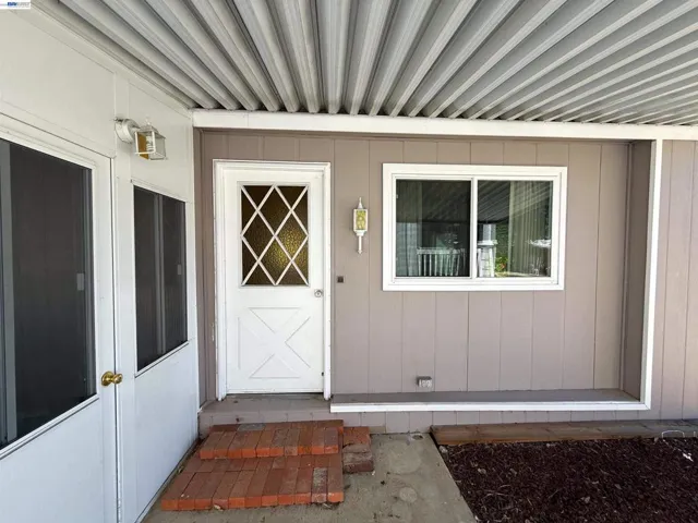 2203 Dalis Dr, Concord, California 94520