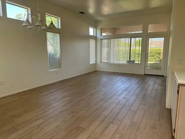 living area 1
