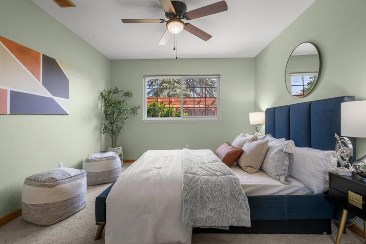 1001 W Latimer Avenue, Campbell, California 95008